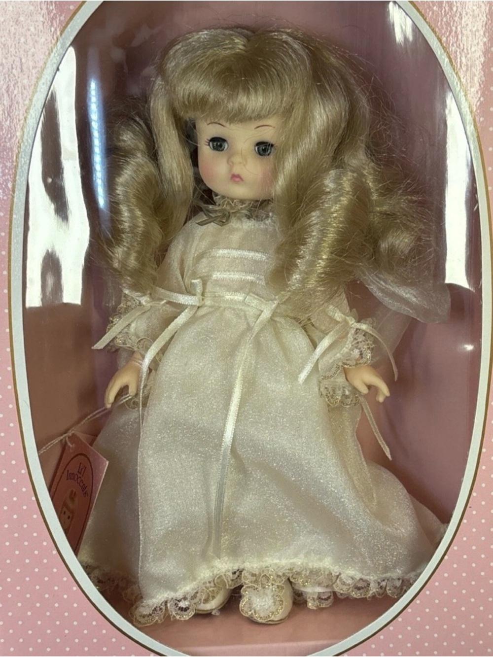 Vintage Effanbee Doll: Li’l Innocents "Christina" 1988 like new in box